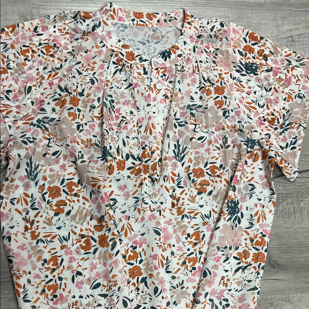Misc tops Floral and Solid Women's Tops Set sz medium NO TAGS - Picture 7 of 8